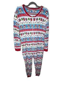 Buc-ee's Christmas Holiday Waffle Knit One-Piece Zip-Up Pajamas